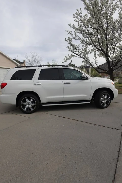 2012 Toyota Sequoia 2nd Gen - Image 6 of 18