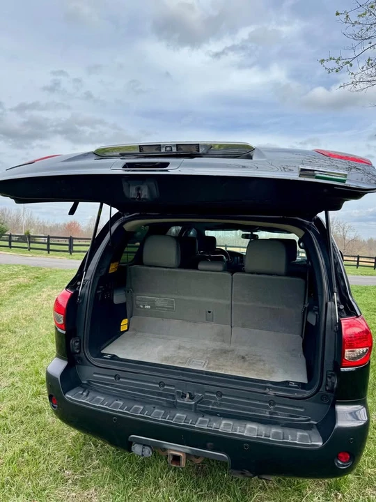 2012 Toyota Sequoia 2nd Gen - Image 9 of 12