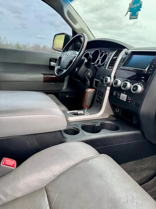 2012 Toyota Sequoia 2nd Gen - Image 7 of 12