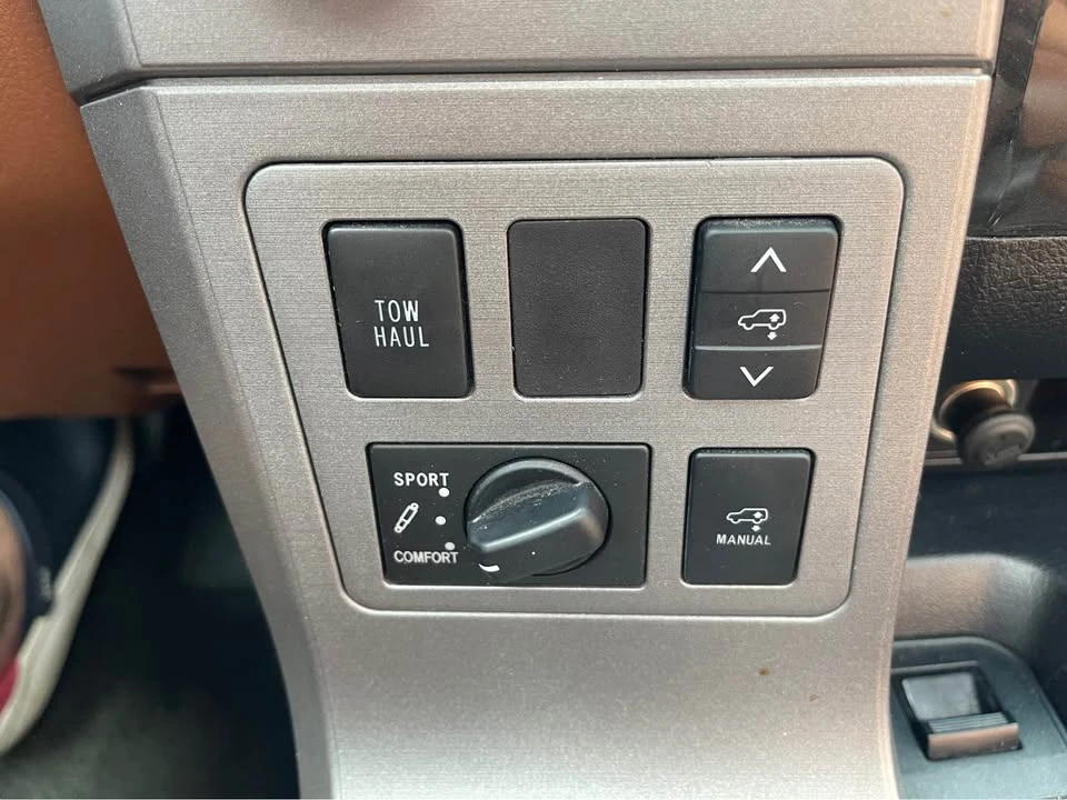 2012 Toyota Sequoia 2nd Gen - Image 16 of 18