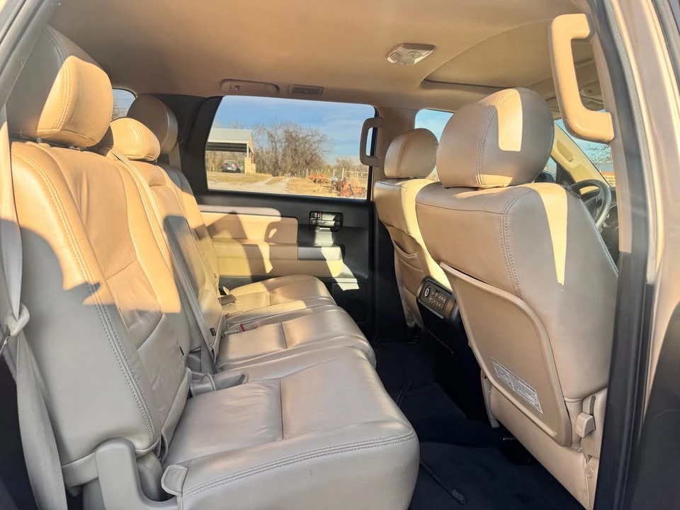 2012 Toyota Sequoia 2nd Gen - Image 4 of 17