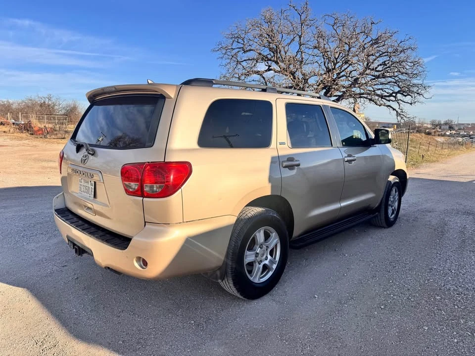 2012 Toyota Sequoia 2nd Gen - Image 8 of 17