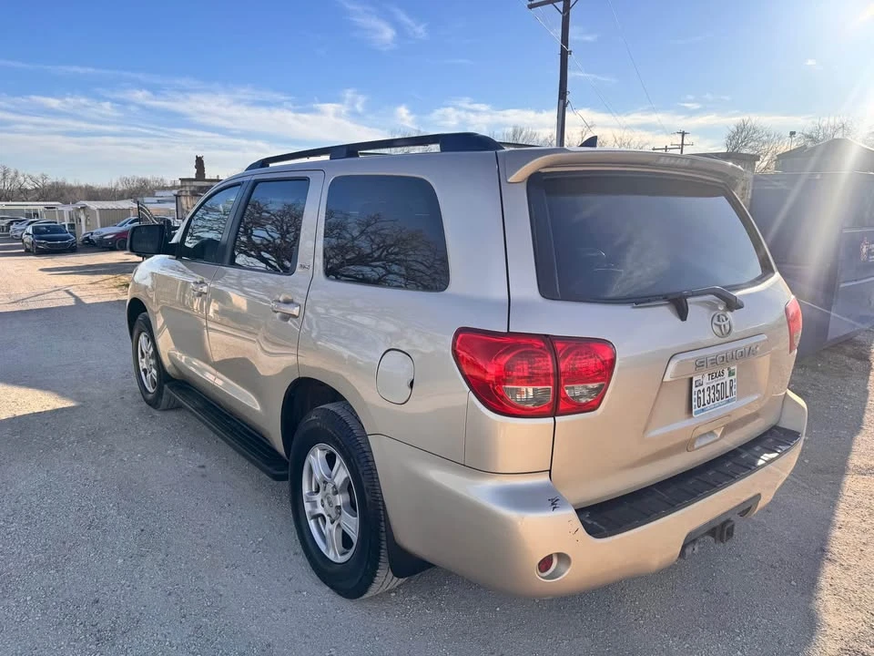 2012 Toyota Sequoia 2nd Gen - Image 11 of 17