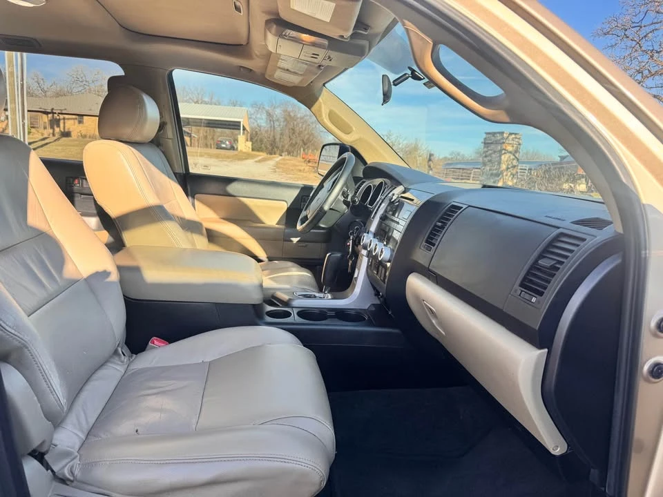 2012 Toyota Sequoia 2nd Gen - Image 5 of 17