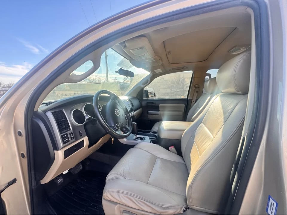 2012 Toyota Sequoia 2nd Gen - Image 14 of 17