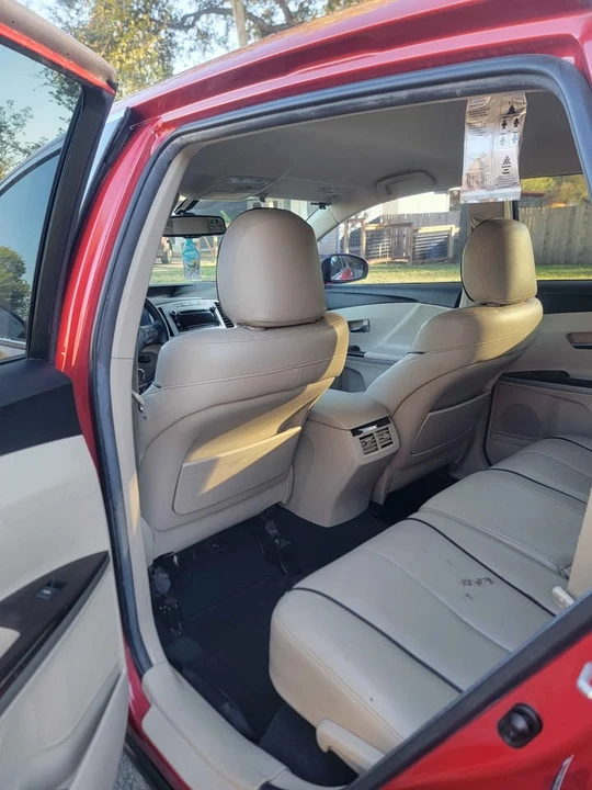 2012 Toyota Venza - Image 8 of 12