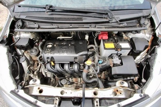 2012 Toyota Yaris - Image 11 of 16