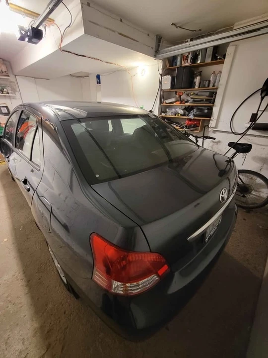2012 Toyota Yaris - Image 3 of 6