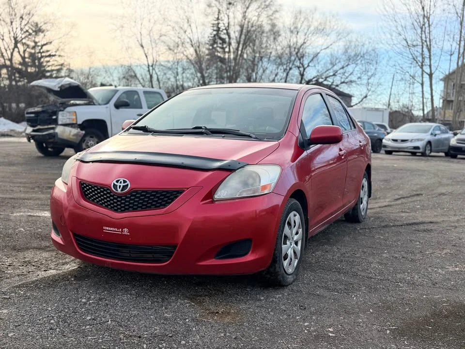 2012 Toyota Yaris - Image 3 of 13