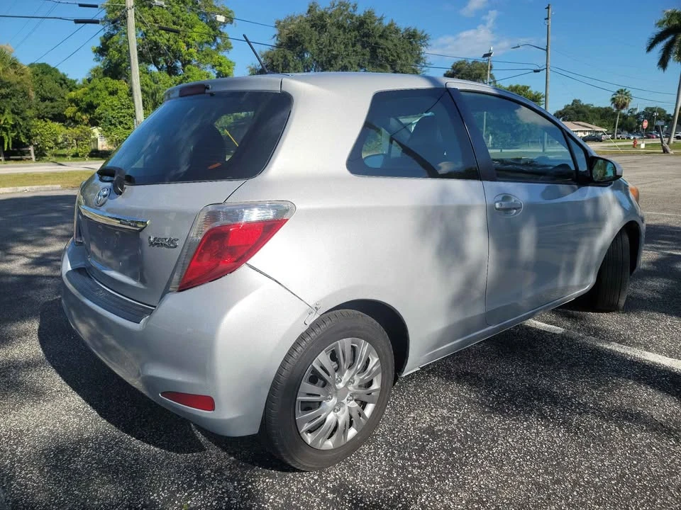2012 Toyota Yaris - Image 5 of 17