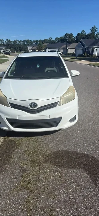 2012 Toyota Yaris - Image 2 of 6
