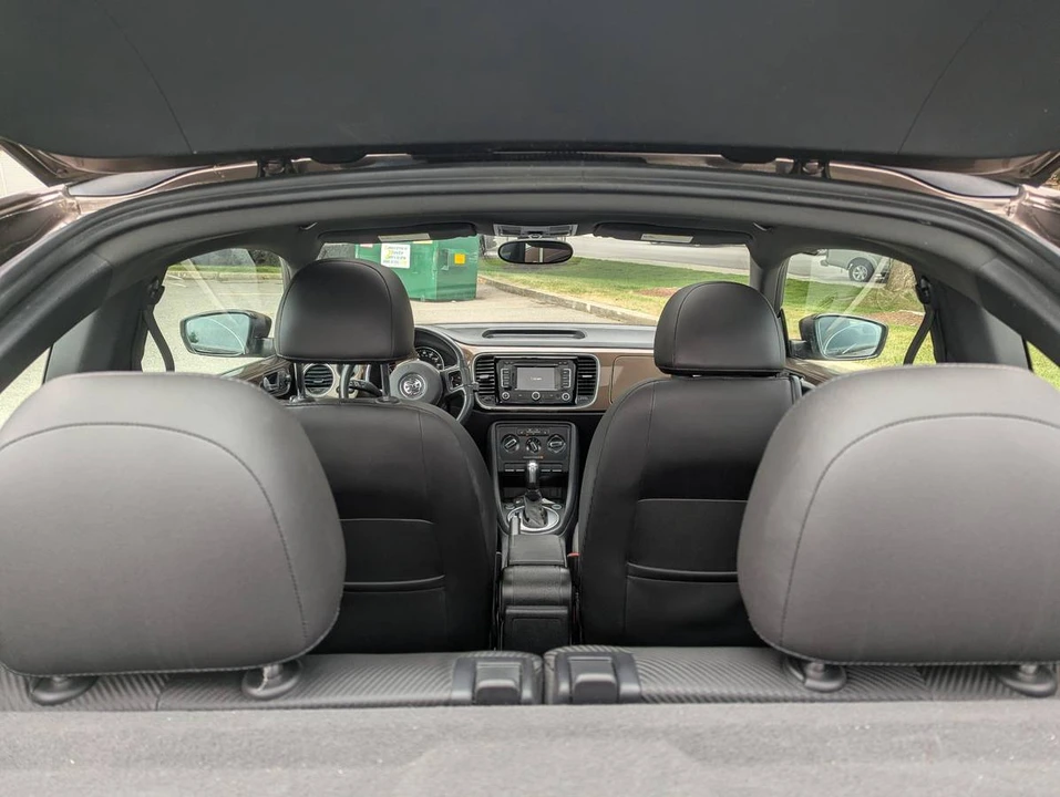 2012 Volkswagen A5 Beetle - Image 17 of 19