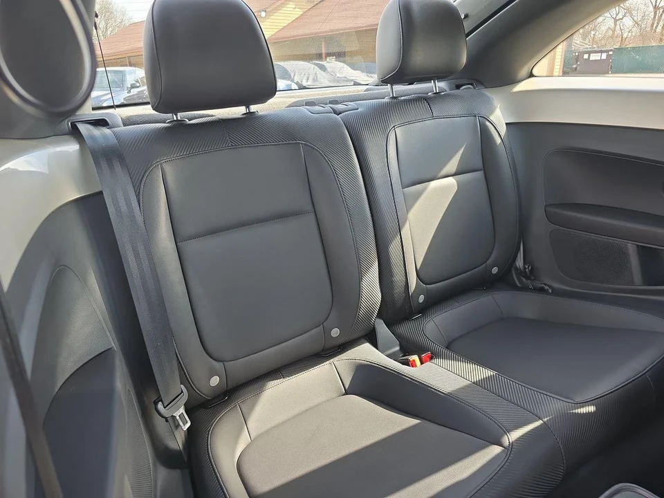 2012 Volkswagen A5 Beetle - Image 7 of 12