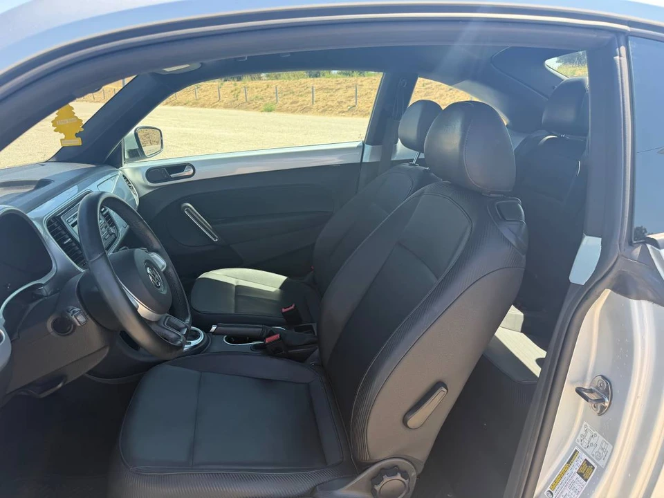 2012 Volkswagen A5 Beetle - Image 8 of 8