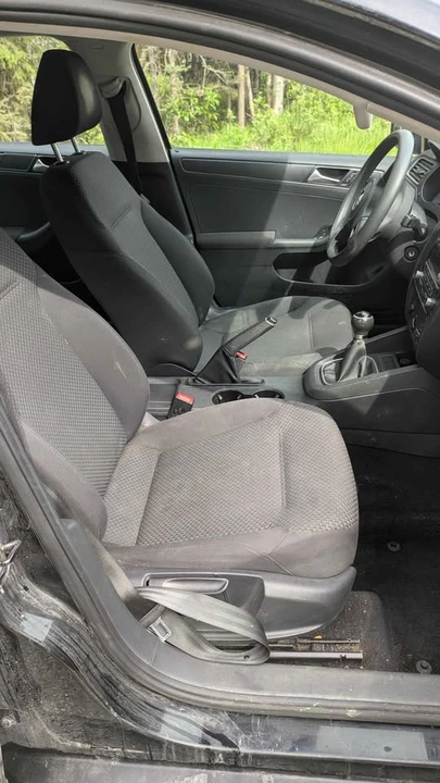2012 Volkswagen Jetta - Image 3 of 5