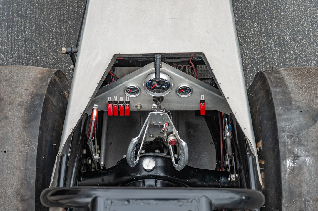 2012 - Image 30 of 31