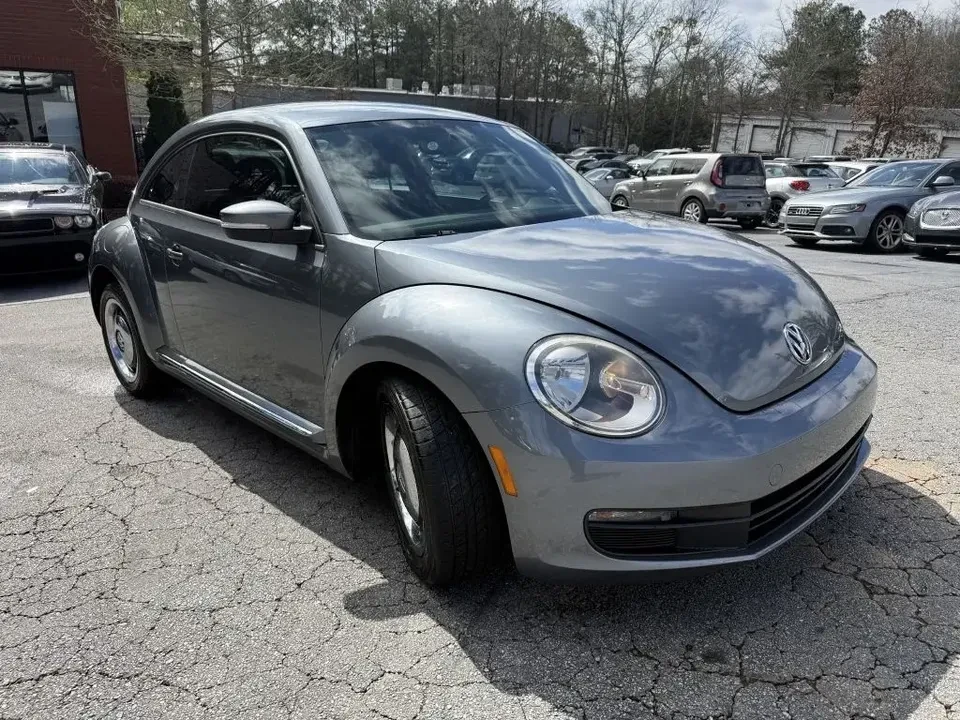 2012 Volkswagen A5 Beetle - Image 2 of 9