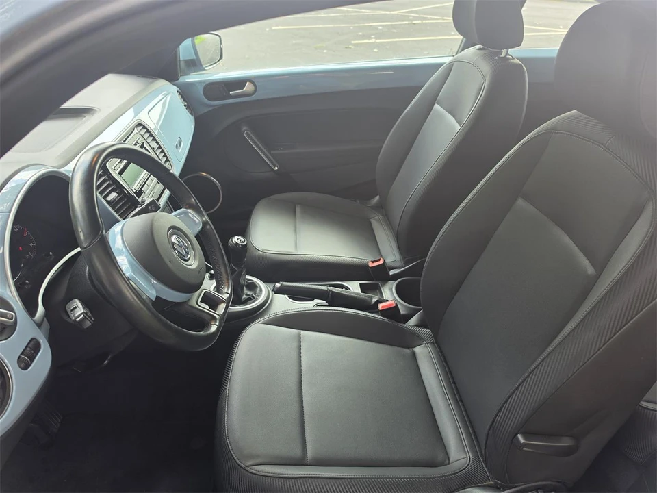 2012 Volkswagen A5 Beetle - Image 21 of 31