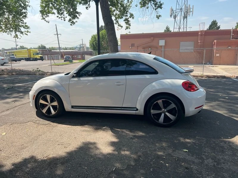 2012 Volkswagen A5 Beetle - Image 10 of 16