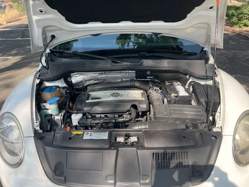 2012 Volkswagen A5 Beetle - Image 14 of 16