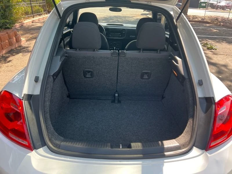 2012 Volkswagen A5 Beetle - Image 7 of 16