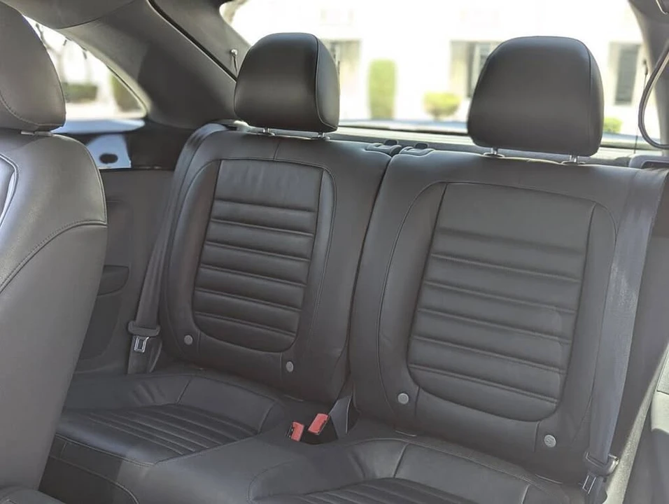 2012 Volkswagen A5 Beetle - Image 9 of 10