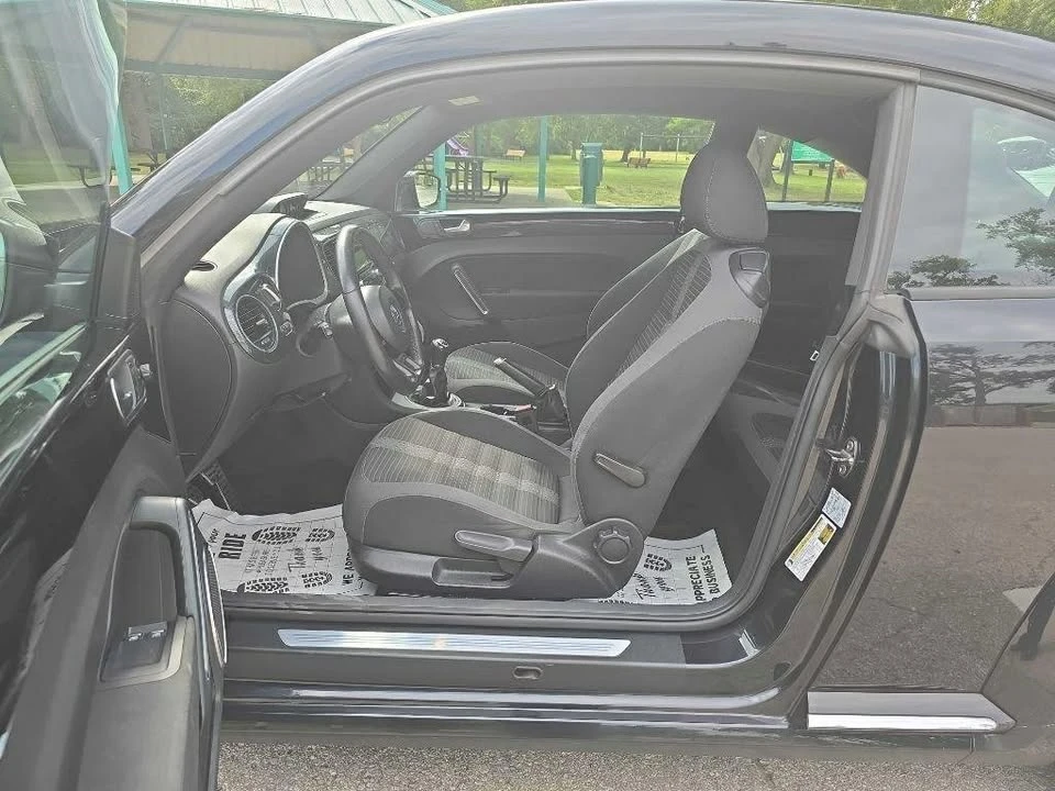 2012 Volkswagen A5 Beetle - Image 10 of 20