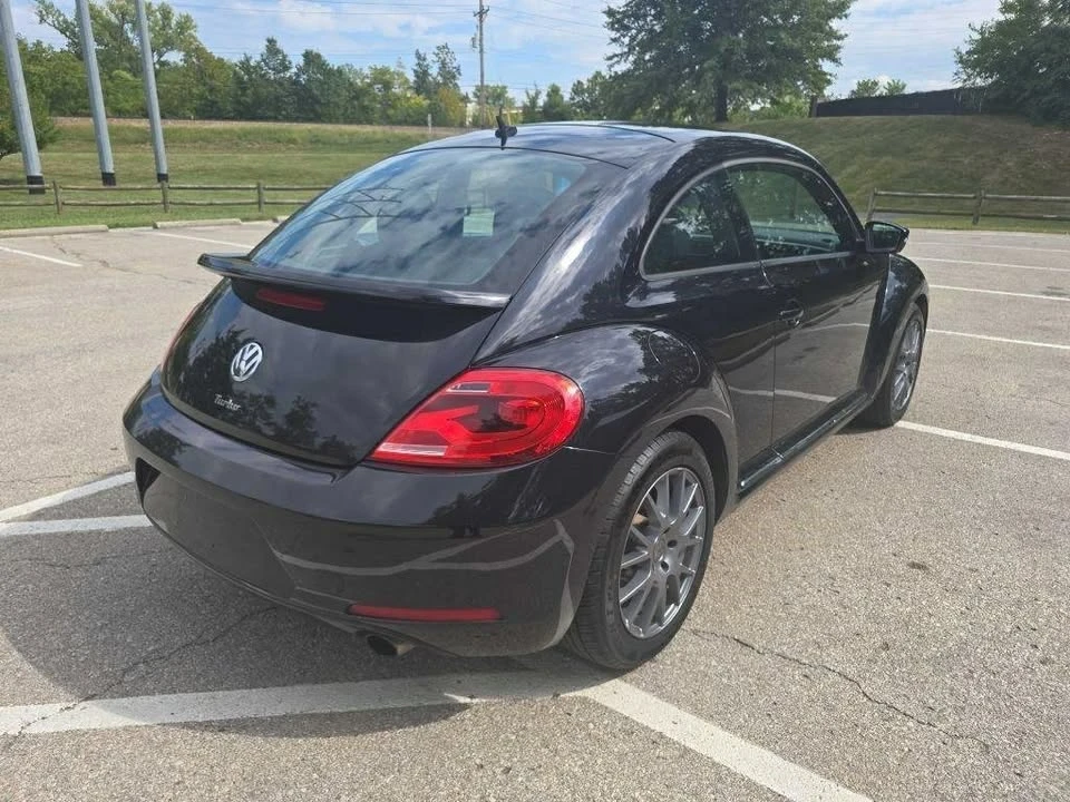 2012 Volkswagen A5 Beetle - Image 5 of 20
