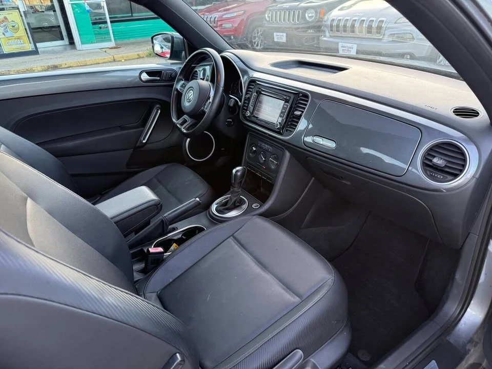 2012 Volkswagen A5 Beetle - Image 15 of 17