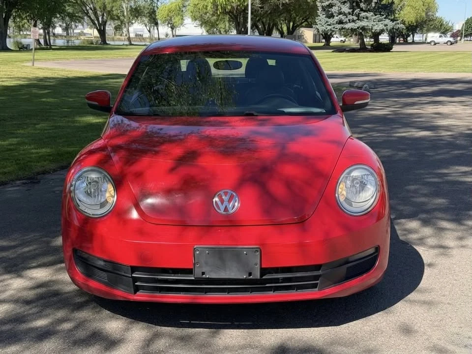 2012 Volkswagen A5 Beetle - Image 2 of 8