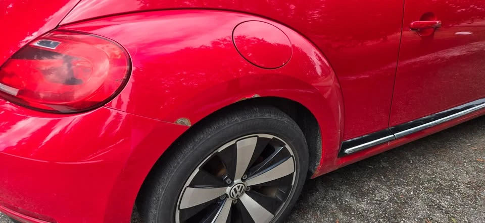 2012 Volkswagen A5 Beetle - Image 7 of 17
