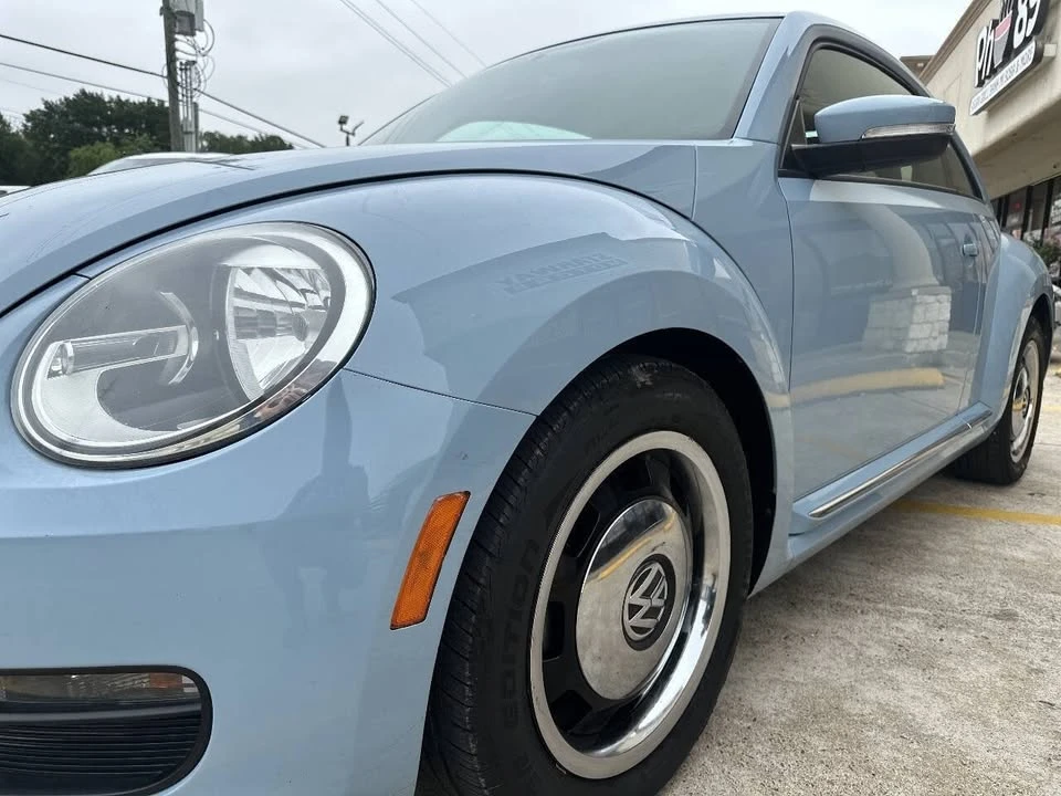 2012 Volkswagen A5 Beetle - Image 8 of 20