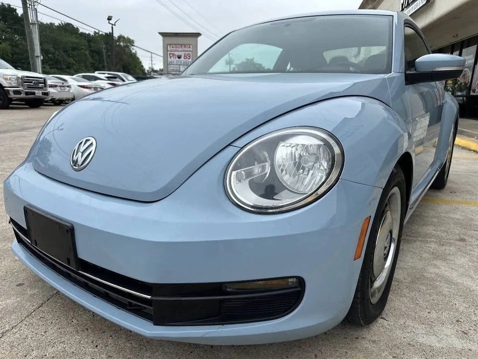 2012 Volkswagen A5 Beetle - Image 3 of 20