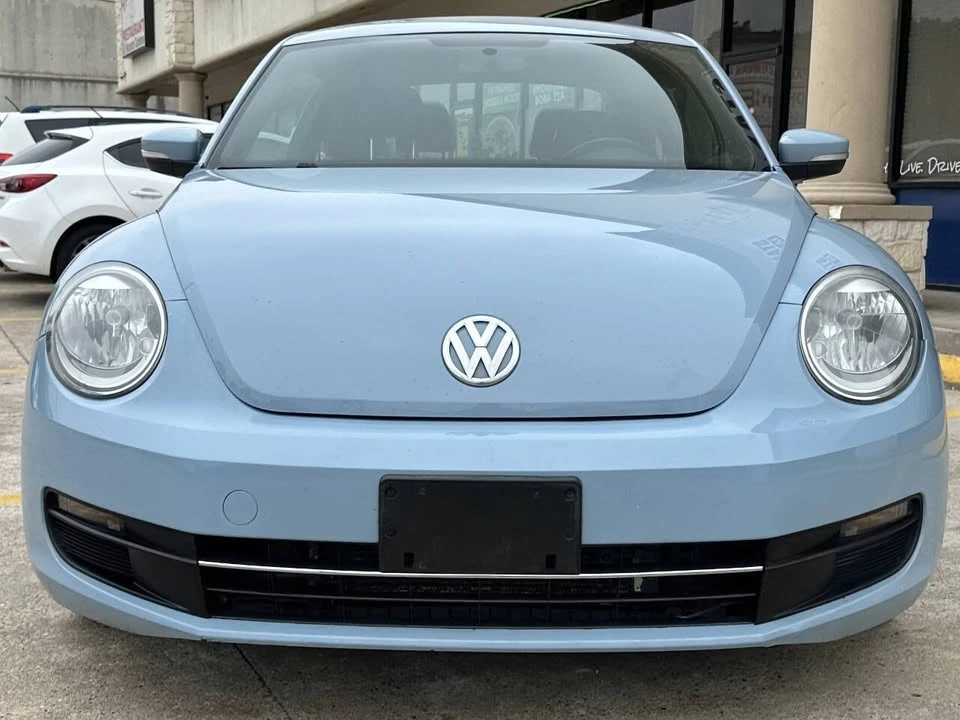 2012 Volkswagen A5 Beetle - Image 2 of 20