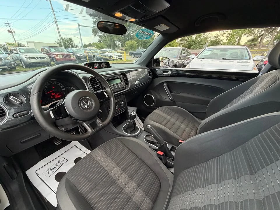 2012 Volkswagen A5 Beetle - Image 17 of 20