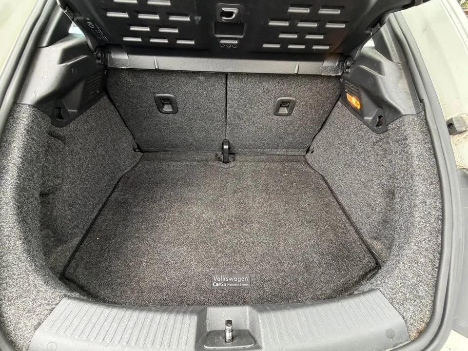 2012 Volkswagen A5 Beetle - Image 9 of 20