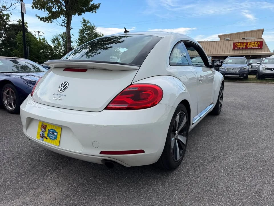 2012 Volkswagen A5 Beetle - Image 5 of 20