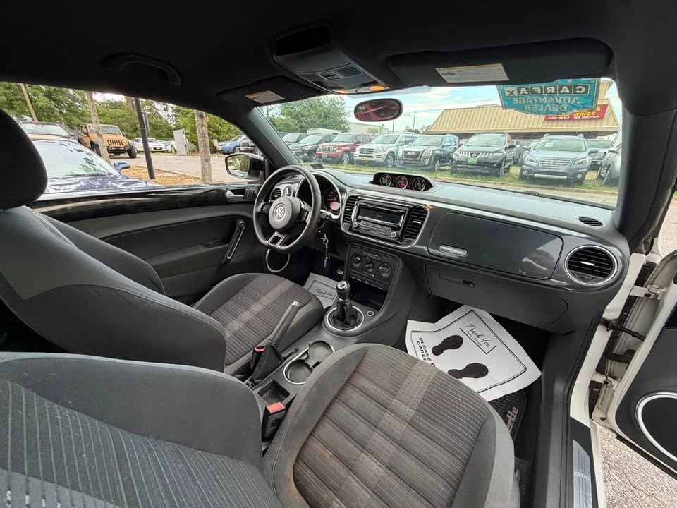 2012 Volkswagen A5 Beetle - Image 14 of 20