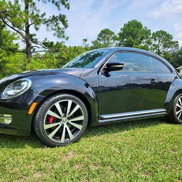 2012 Volkswagen Beetle 1.8T Classic Hatchback 2D