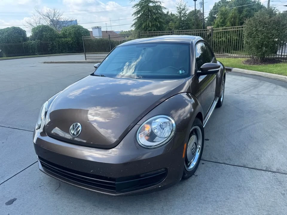 2012 Volkswagen A5 Beetle - Image 3 of 8