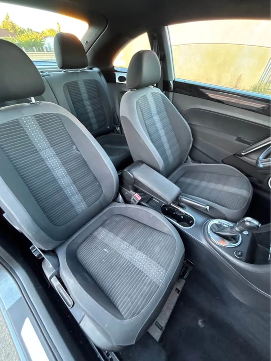 2012 Volkswagen A5 Beetle - Image 11 of 13
