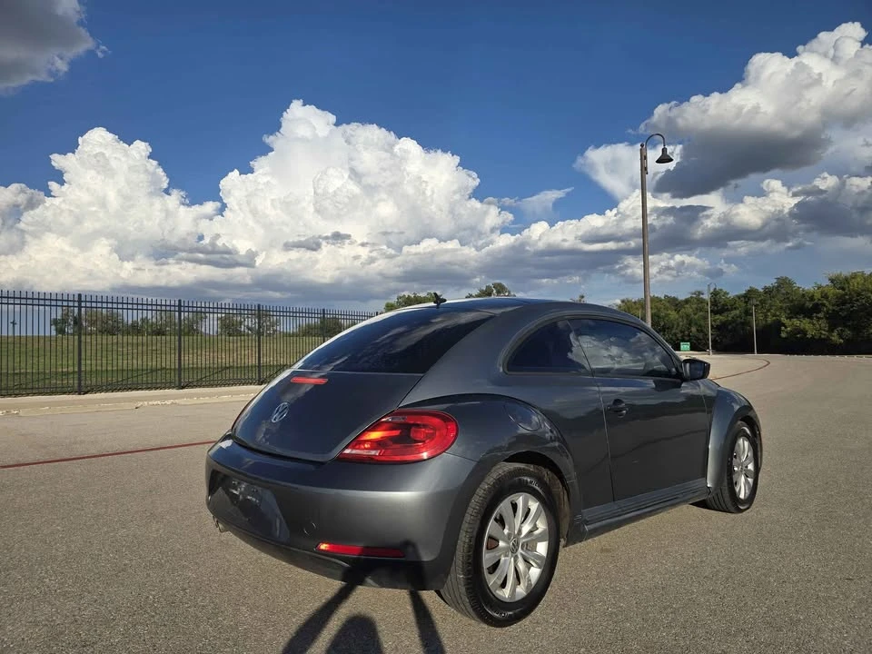 2012 Volkswagen A5 Beetle - Image 3 of 7