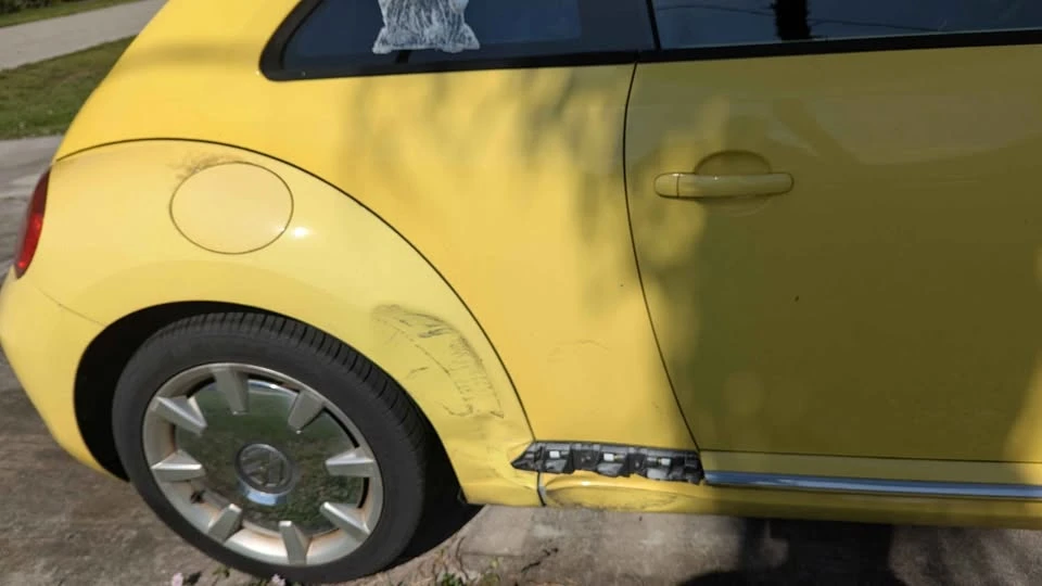 2012 Volkswagen A5 Beetle - Image 4 of 7