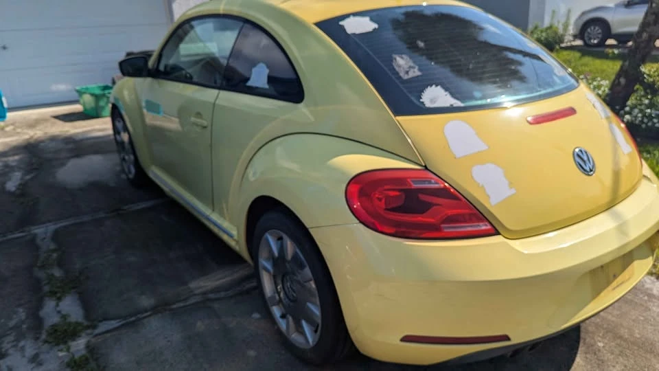 2012 Volkswagen A5 Beetle - Image 2 of 7