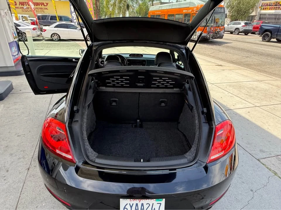 2012 Volkswagen A5 Beetle - Image 10 of 11