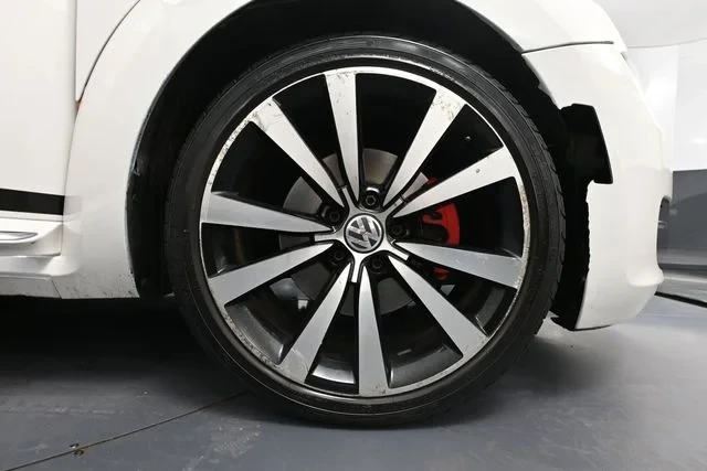 2012 Volkswagen A5 Beetle - Image 14 of 20