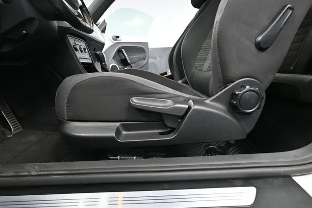 2012 Volkswagen A5 Beetle - Image 19 of 20