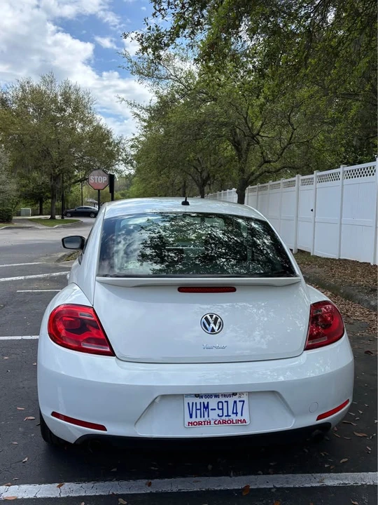 2012 Volkswagen A5 Beetle - Image 3 of 9