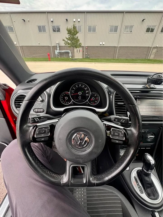 2012 Volkswagen A5 Beetle - Image 12 of 15