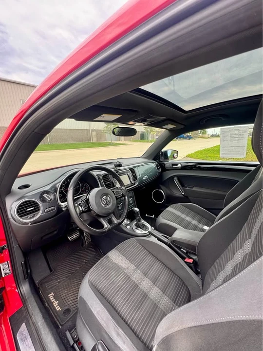 2012 Volkswagen A5 Beetle - Image 10 of 15